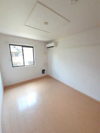 エテルノ ブリ-ズ IIの物件内観写真